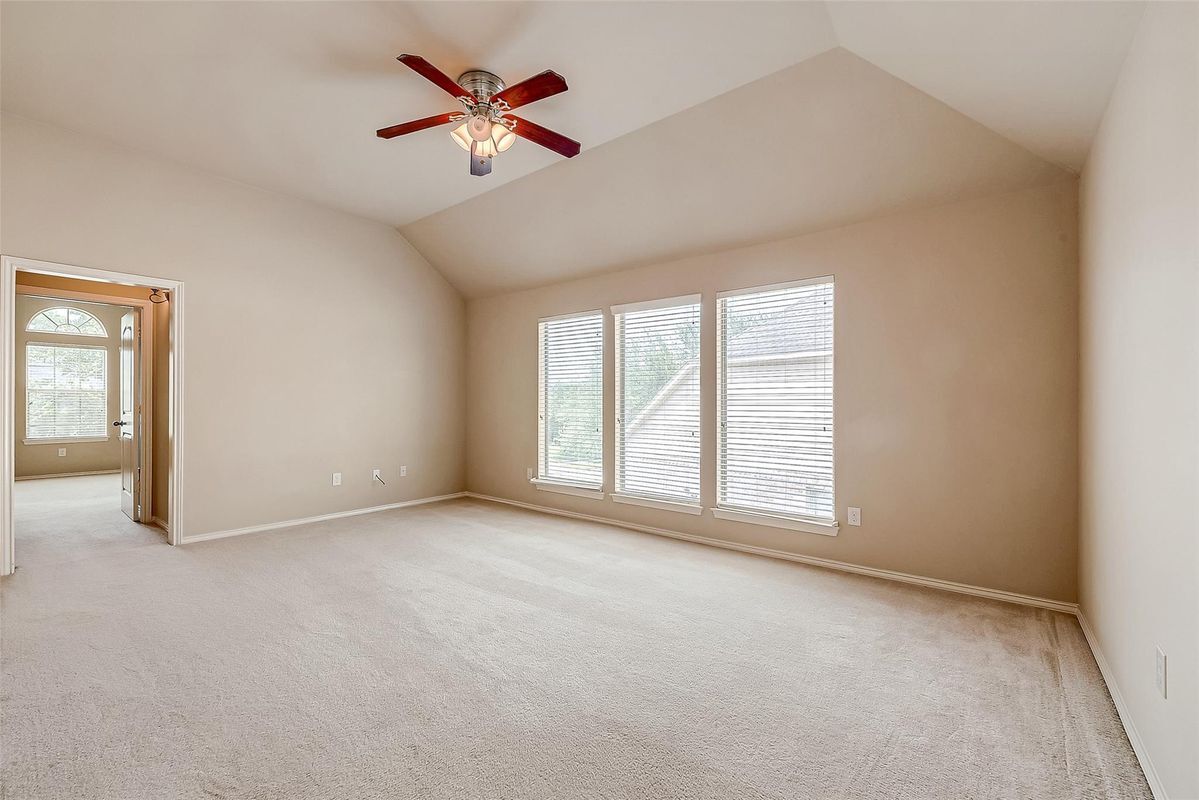 Building Photo - 16010 Juniper Shores Dr