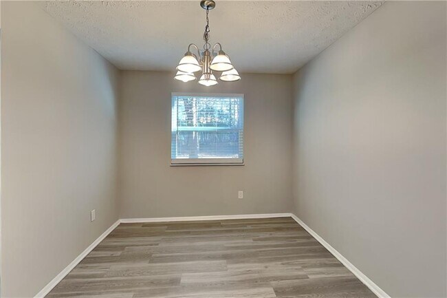 Building Photo - 455 Sheringham Ct