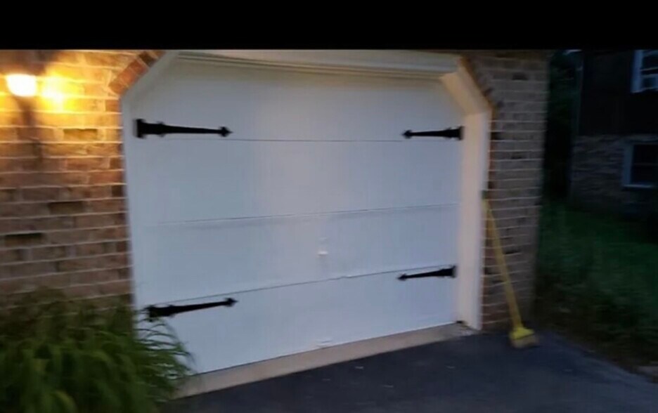 Garage - 36 Kendes Rd