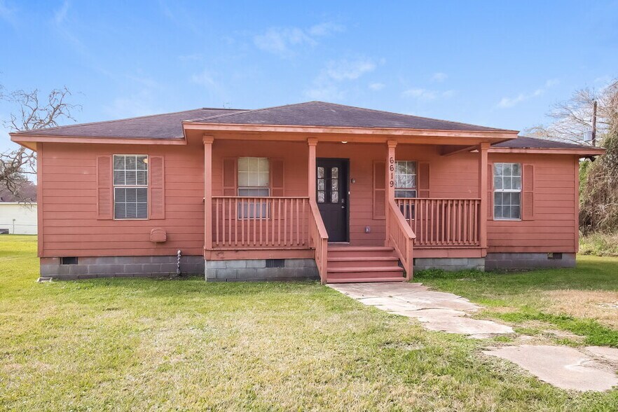 Building Photo - 6619 Wayne Johnson Ave