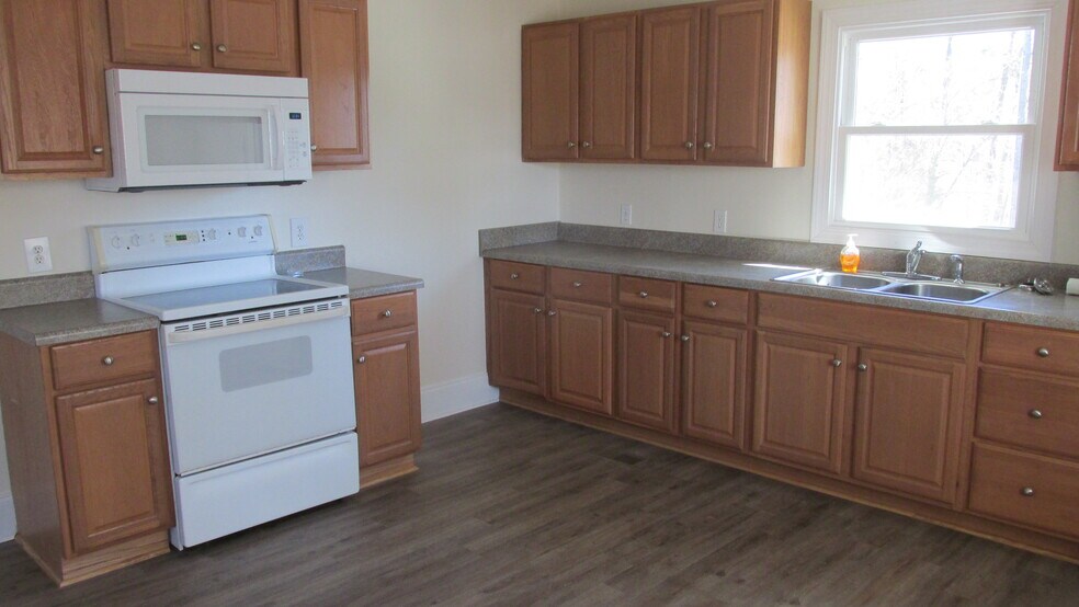 Building Photo - 1309 Fieldstream Farm Rd