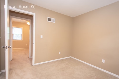 Building Photo - 5101 Hardy-
