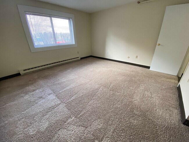 Building Photo - 29 Capron Rd