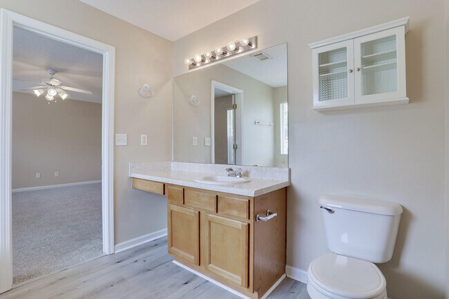 Building Photo - 103 McNair Dr