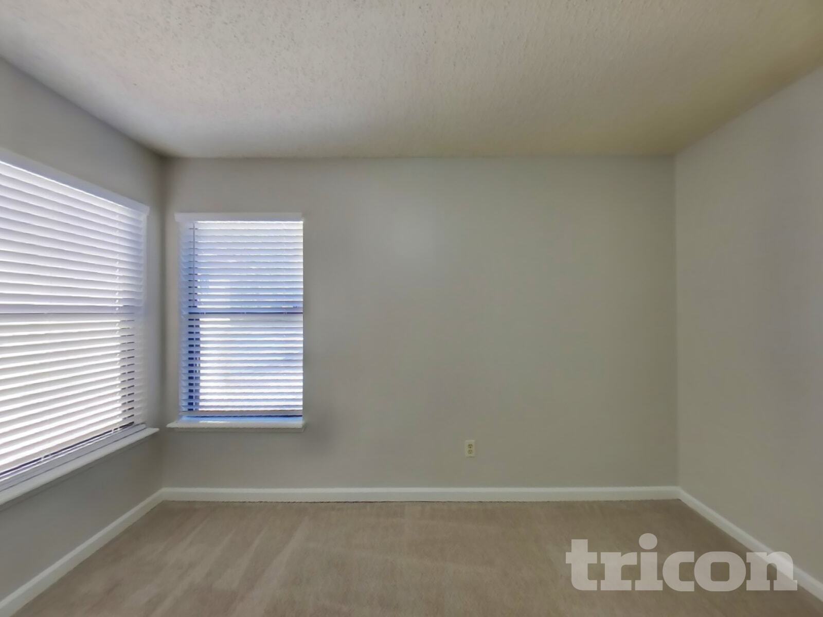 Building Photo - 2346 Blossom Ridge Dr N