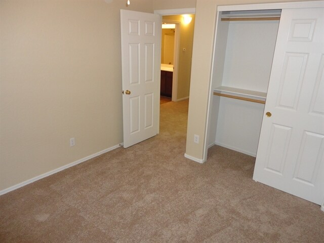 Building Photo - 8213 S 51st Dr
