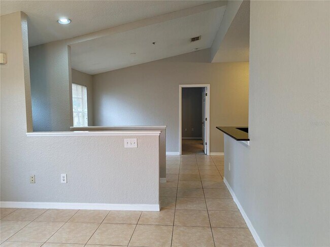 Building Photo - 826 Grand Regency Pointe
