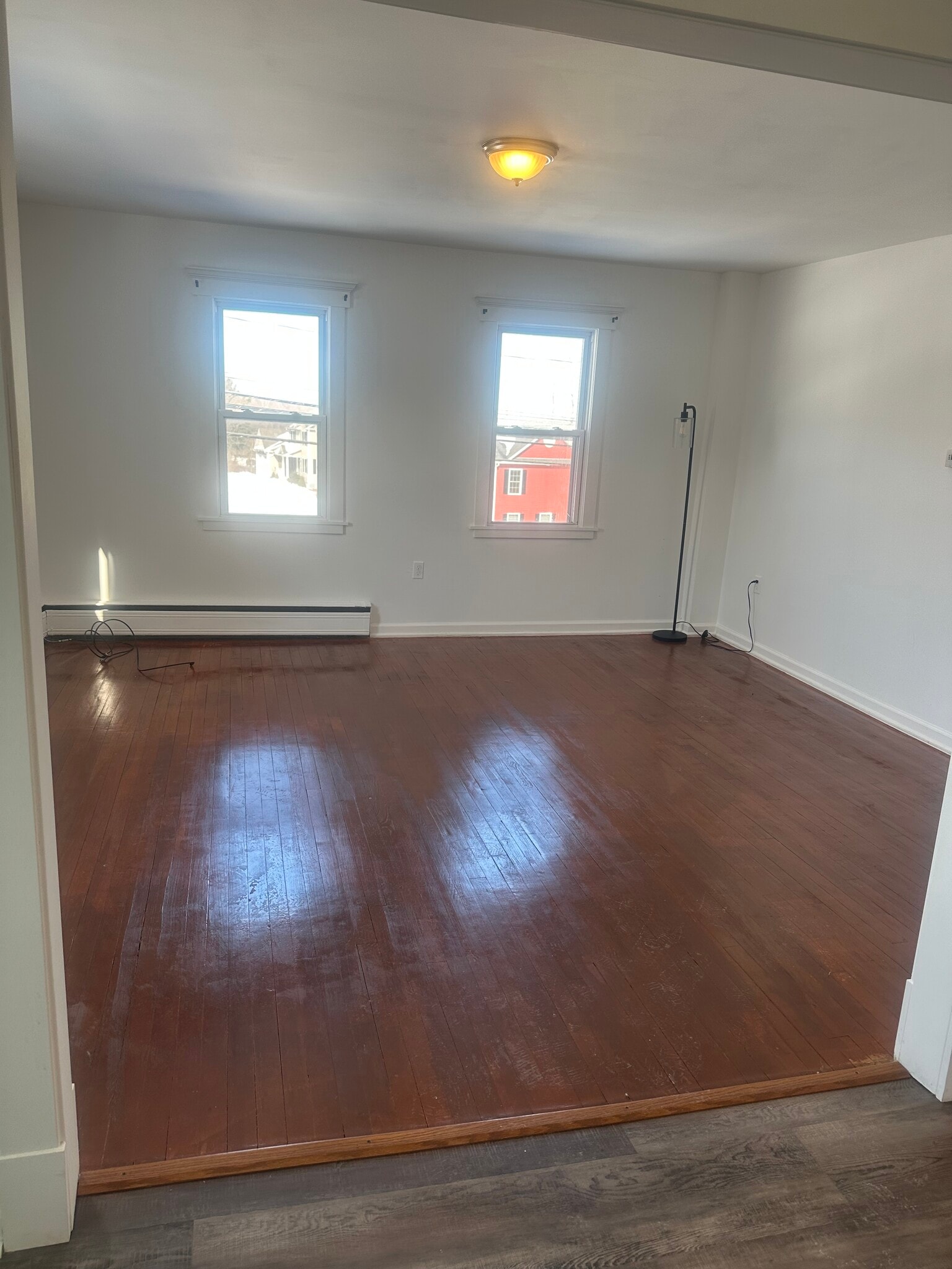 Building Photo - 125 Harwinton Ave