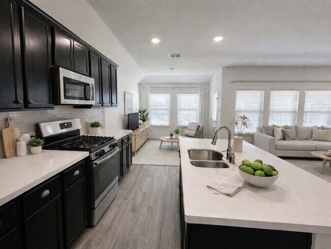 Building Photo - 1302 Deerfield Dr