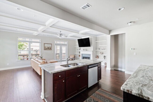 Building Photo - 317 Garland Woods Ct