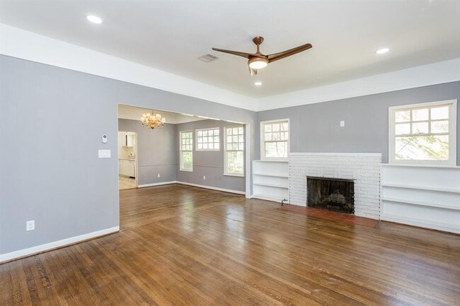 Building Photo - 1617 Branard St