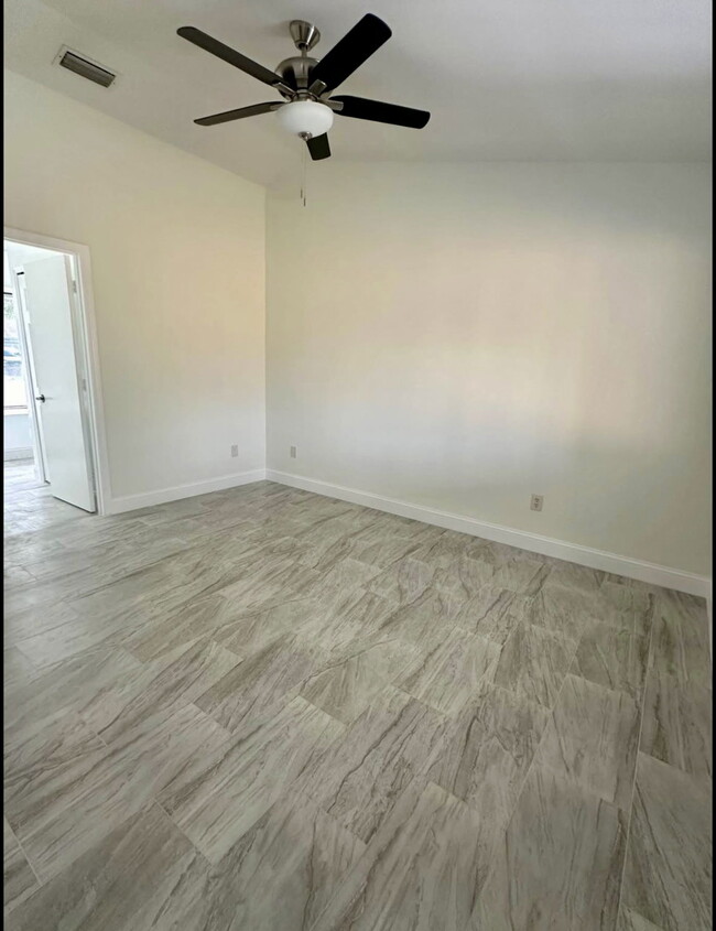 Building Photo - 1275 McDermott Ln