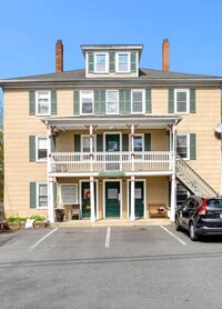 Building Photo - 22-26 Waltham St Maynard