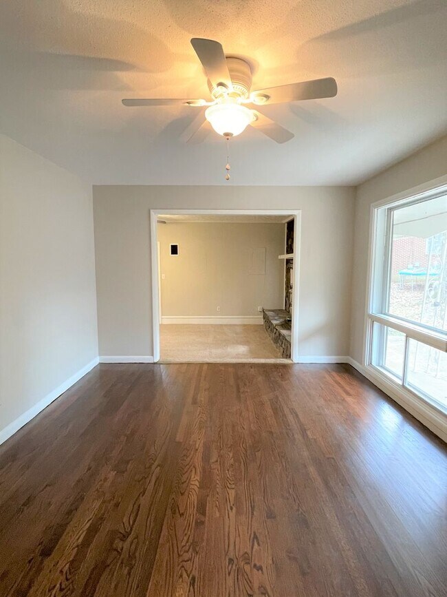 Building Photo - West Athens 4br House for Rent