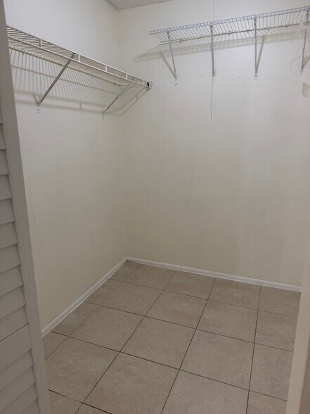 Building Photo - 2047 NW 56th Ave