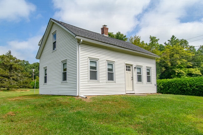 Primary Photo - 805 Mashamoquet Rd