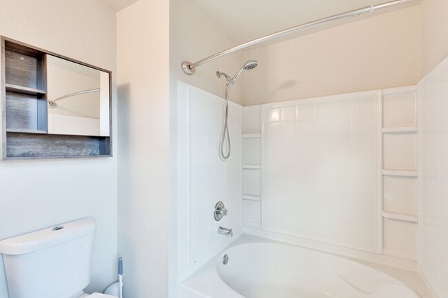 Building Photo - 6305 Roseborough Dr