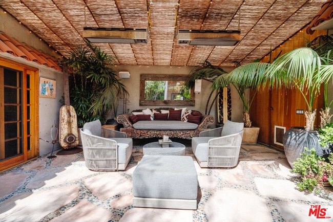 Building Photo - 1311 Maple St