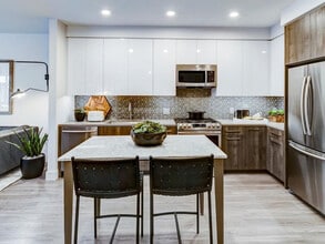 Building Photo - 4984 El Camino Real