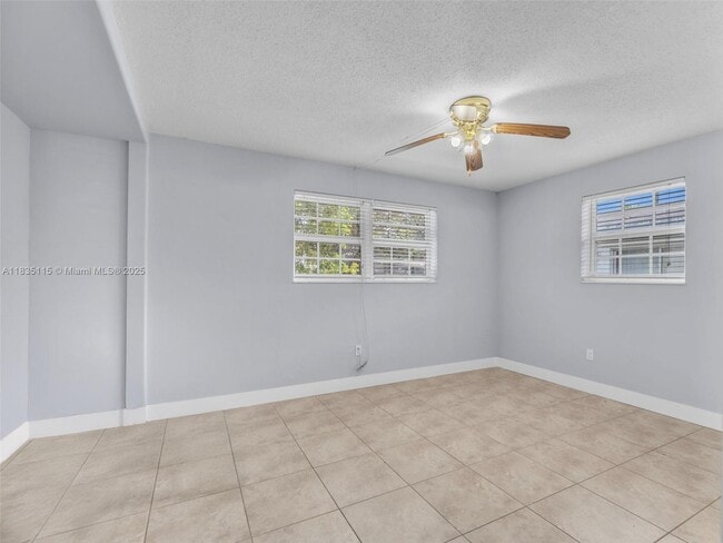 Building Photo - 6525 SW 18th St