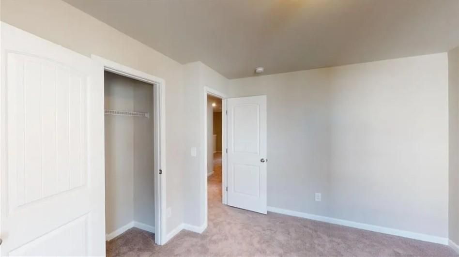 Building Photo - 205 Ridge Valley Dr