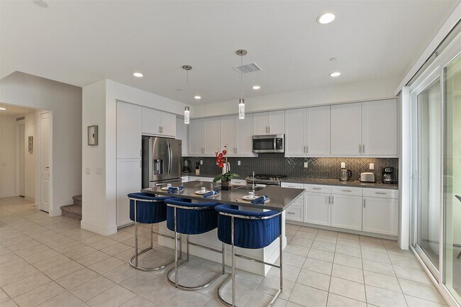Building Photo - 84656 Litorale Ct