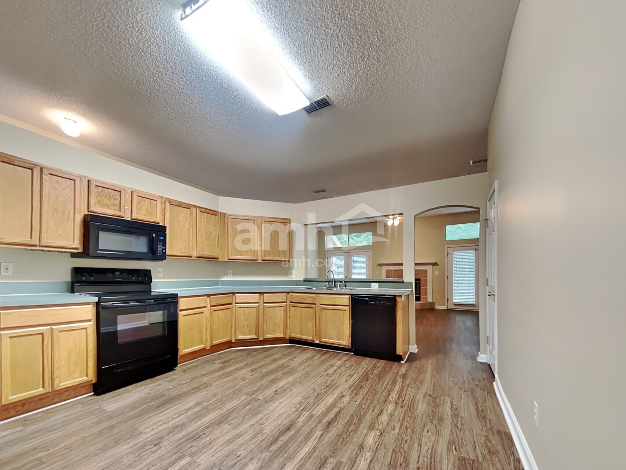 Building Photo - 334 Turtle Dove Dr