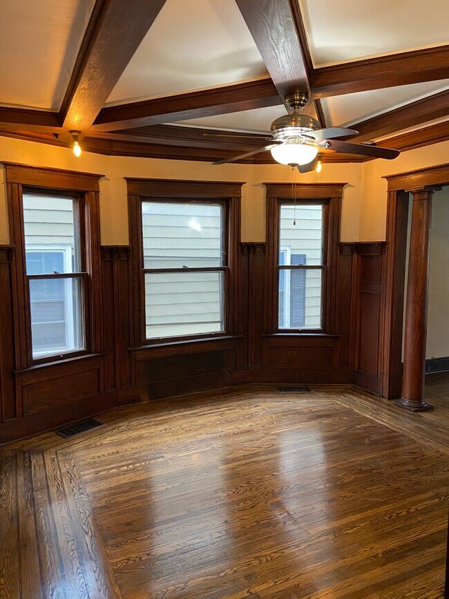 Building Photo - 677 West Delevan