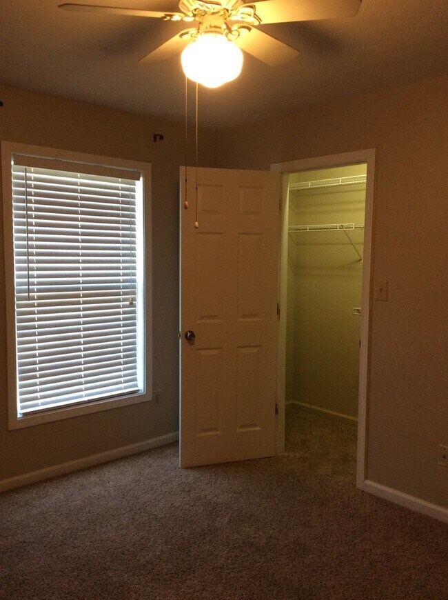 Building Photo - Available July 31st, 2026!