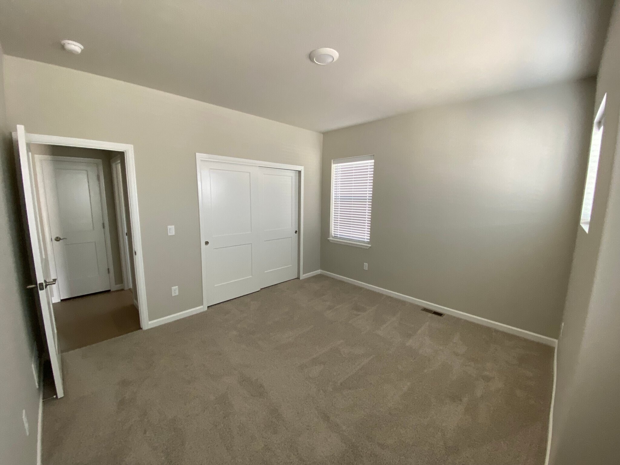 Building Photo - 6526 Miro Ln