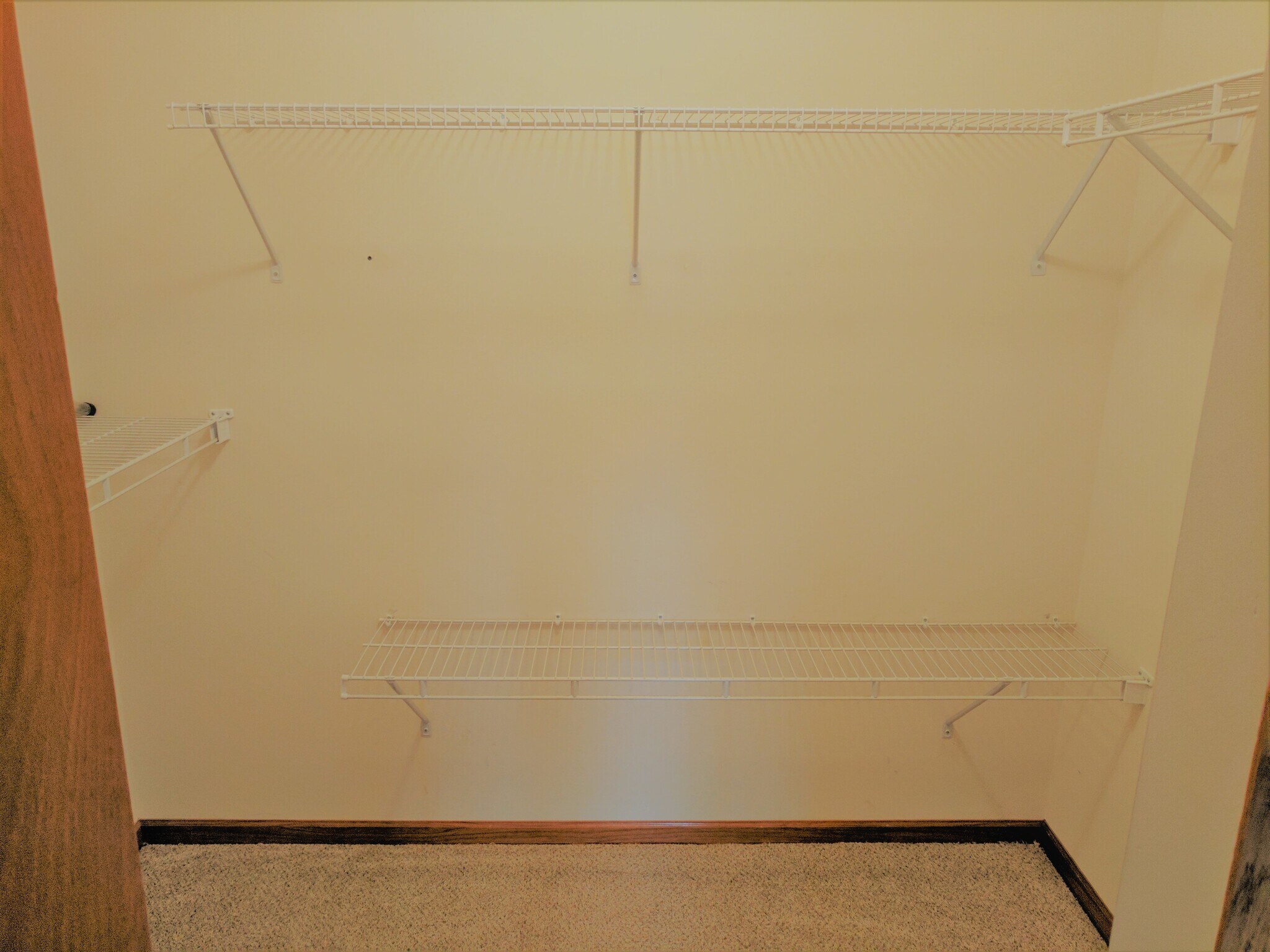 Building Photo - 3625 Vermilion Court North
