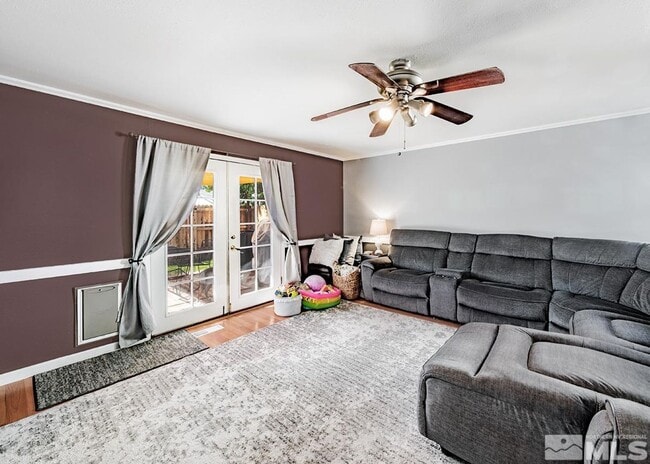 Building Photo - Immaculate Sparks Beauty