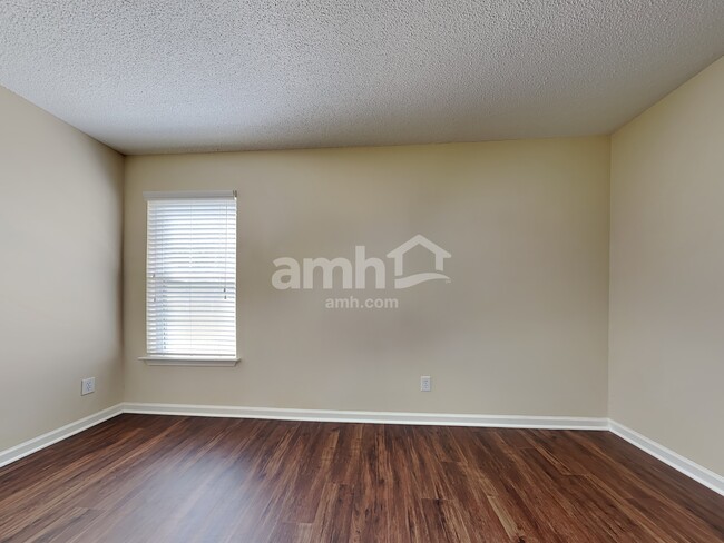 Building Photo - 295 Hialeah Court