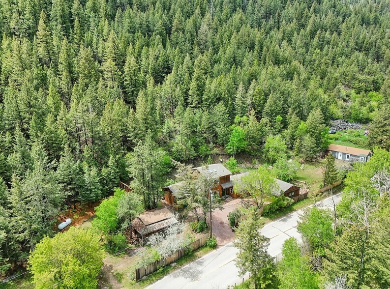 Building Photo - 8493 Lefthand Canyon Dr