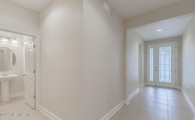 Building Photo - 11324 Glenlaurel Estates Dr