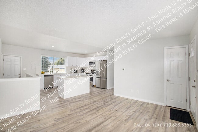 Building Photo - 4087 London Ln