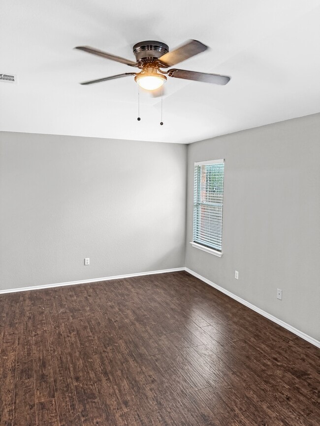 Building Photo - 4028 Enchanted Rock Cove