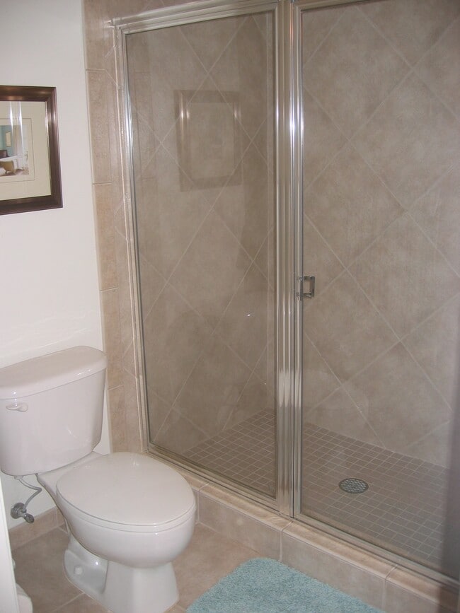 Building Photo - 2080 S Ocean Dr