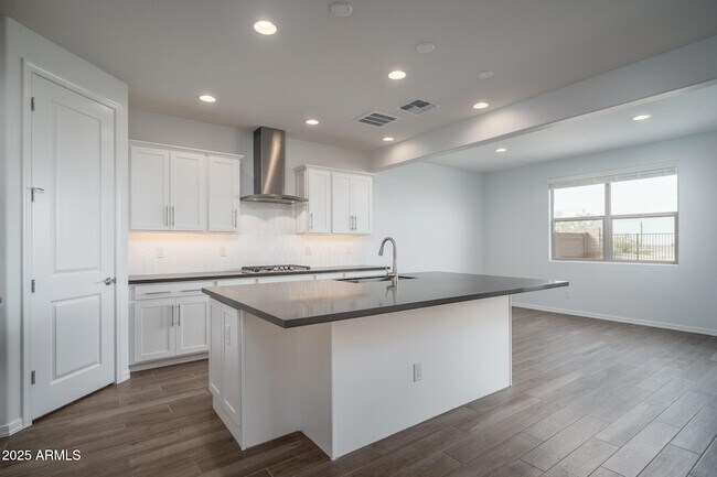 Building Photo - 9036 S 169th Dr