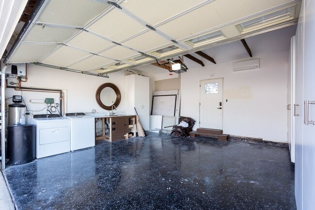 Building Photo - Upgraded Single Family Home in Allied Gardens!