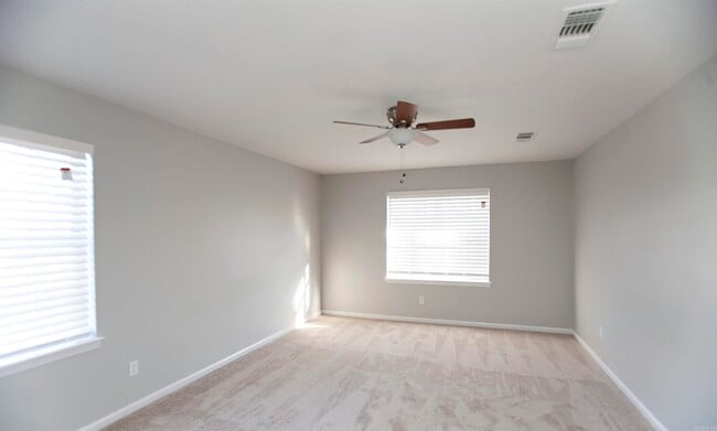 Building Photo - 1804 Martha Dr