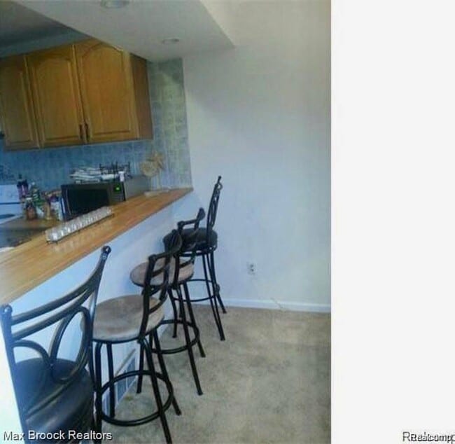 Building Photo - 1653 Wimbledon Dr