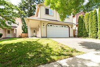 Building Photo - Listed For Rent