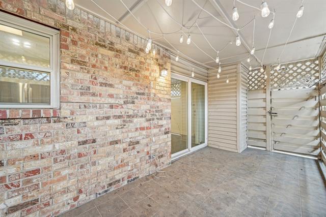 Building Photo - 5833 Birchbrook Dr