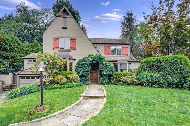 Primary Photo - 635 Oakhurst Rd