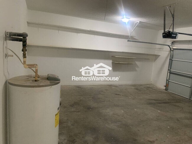 Building Photo - 117 Waterbury Dr