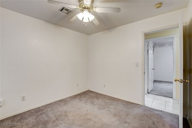 Building Photo - 114 E Tamarack Dr