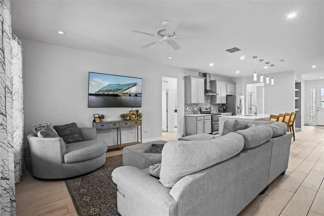 Building Photo - 3336 Jackson Blf Wy