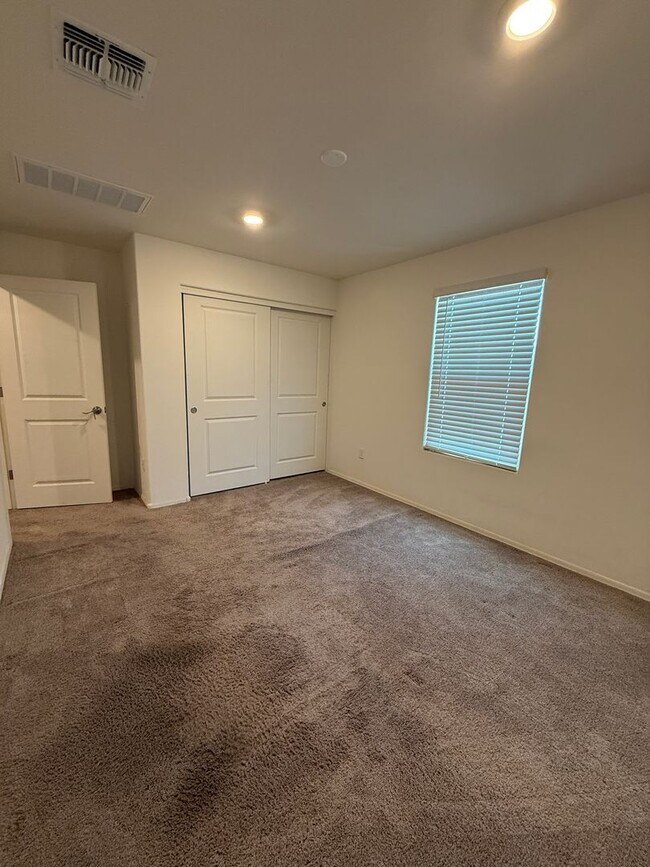 Building Photo - Modern 4-Bedroom Home Built in 2023 – Prime Tucson Location