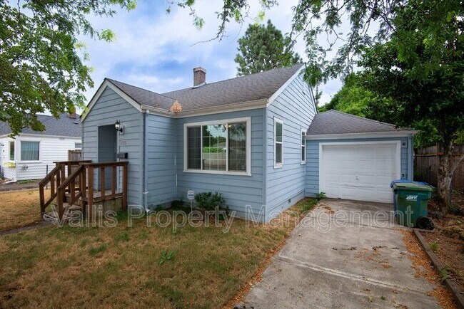 Building Photo - 920 13th St NE